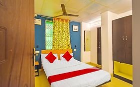 Hotel O Grand Residency Near Kasi Talkies